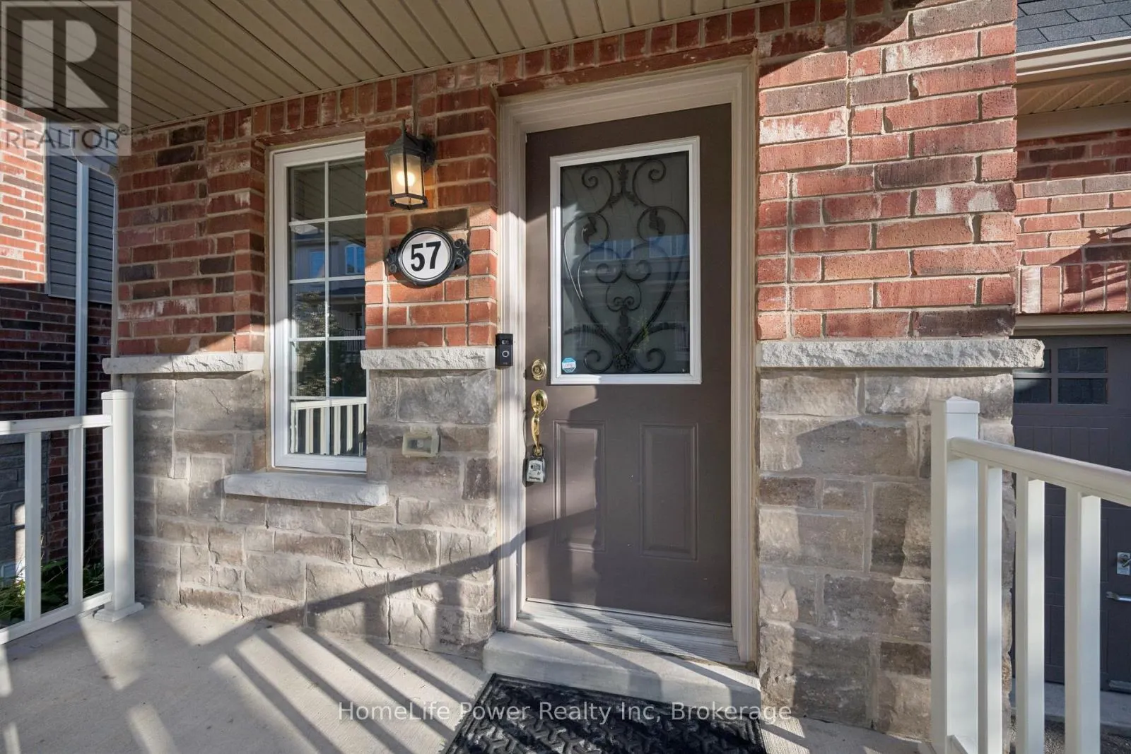 57 - 88 DECORSO DRIVE #57