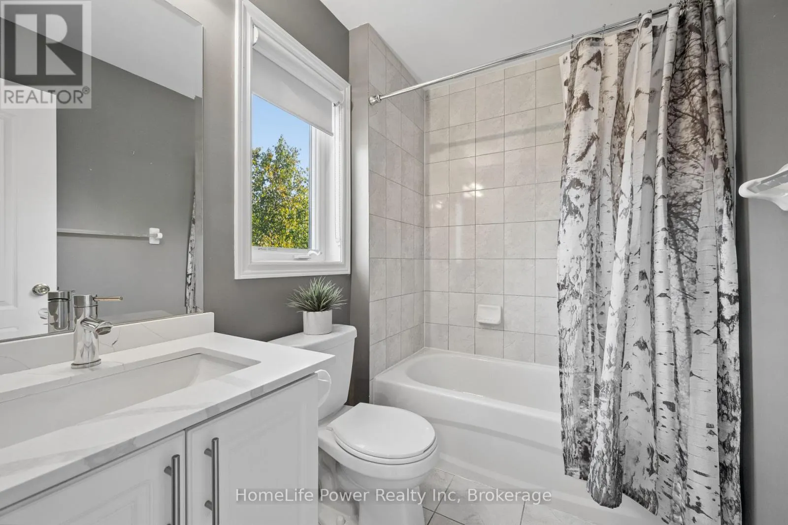 57 - 88 DECORSO DRIVE #57