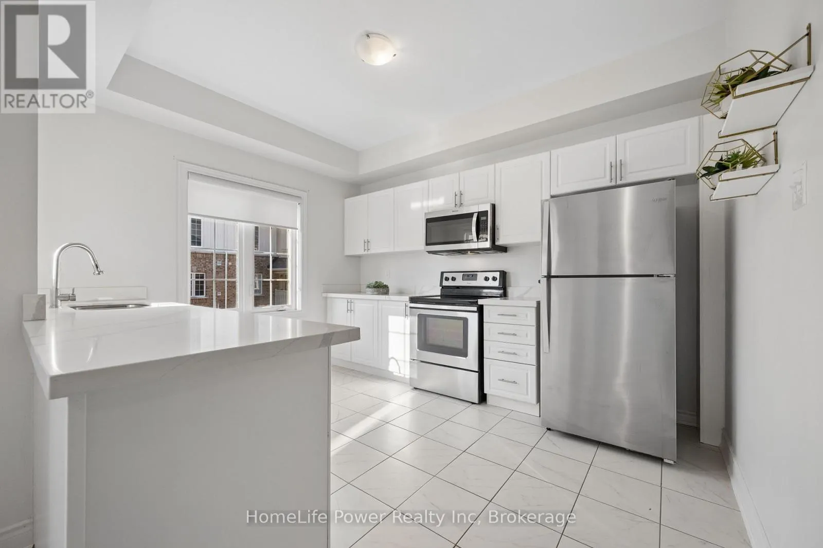 57 - 88 DECORSO DRIVE #57