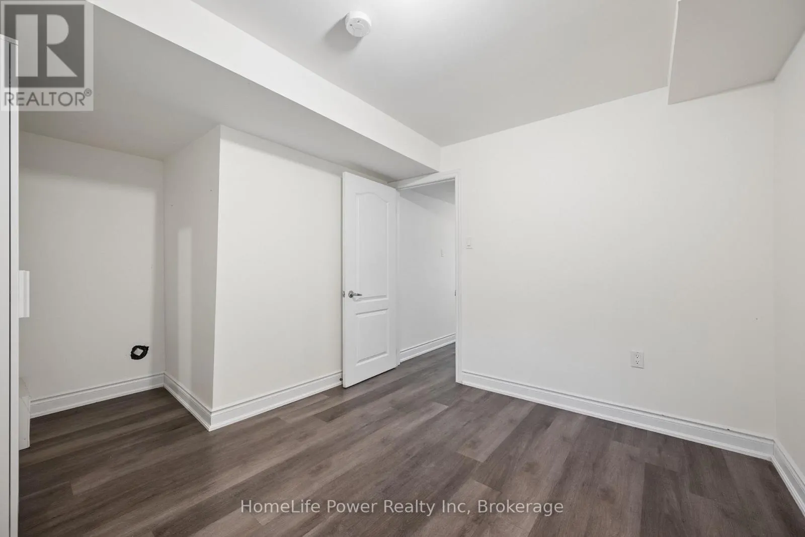 57 - 88 DECORSO DRIVE #57