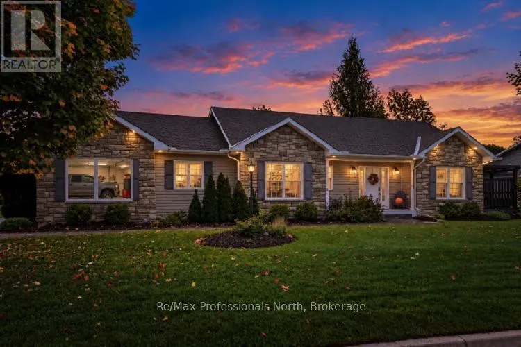 2 INVERARAY COURT