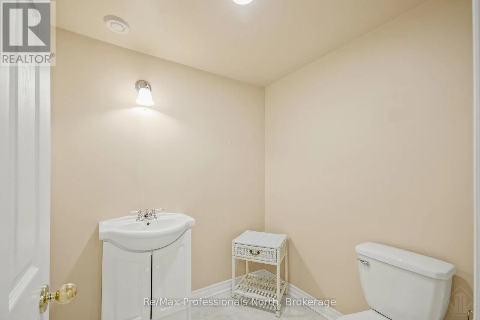 2 INVERARAY COURT