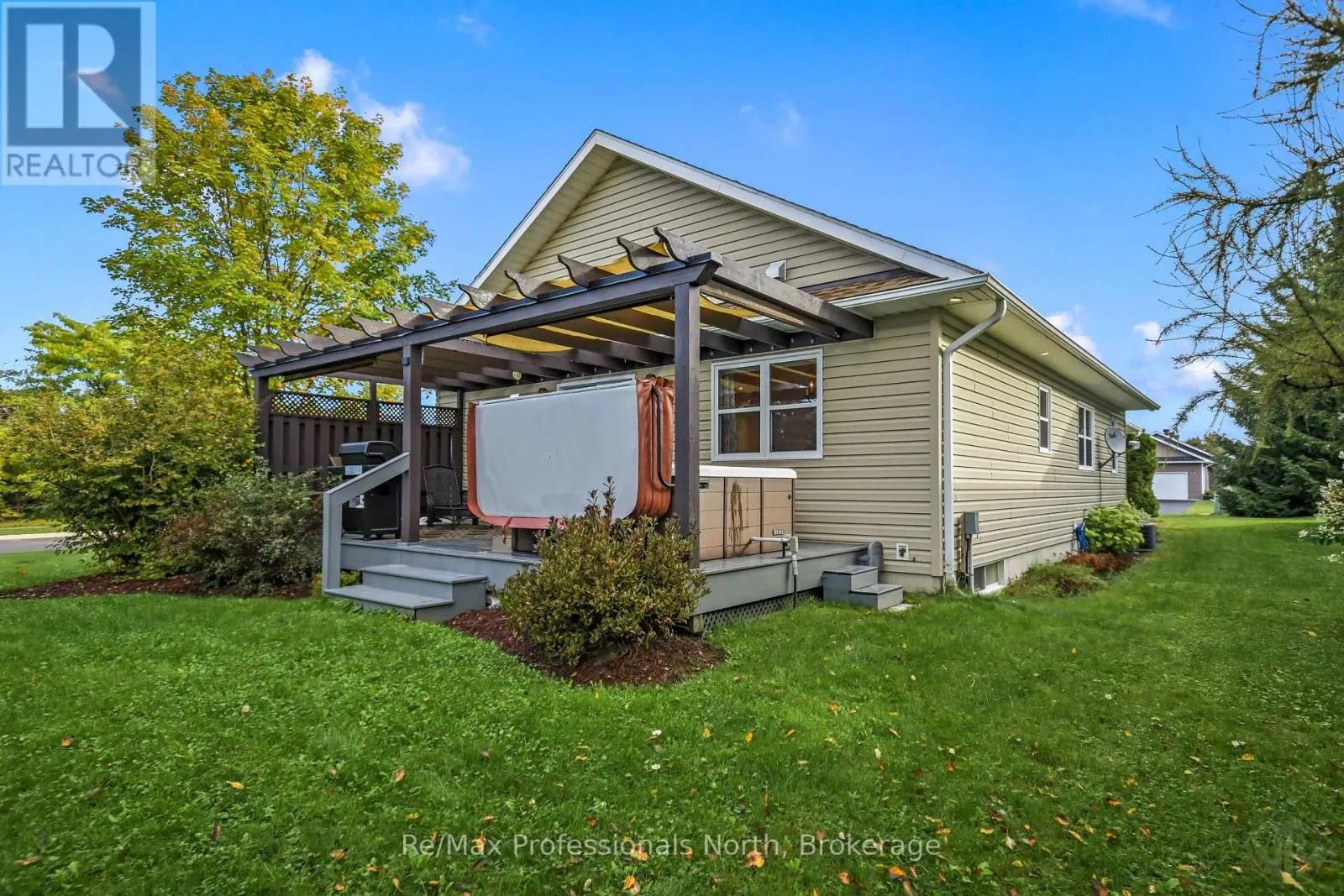 2 INVERARAY COURT