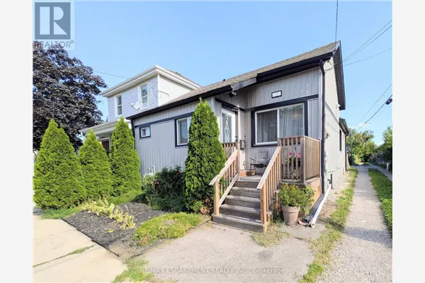 7 CAMPBELL AVENUE