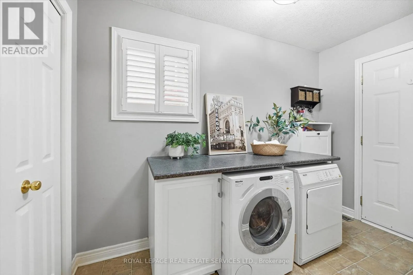 44 THOROLD AVENUE