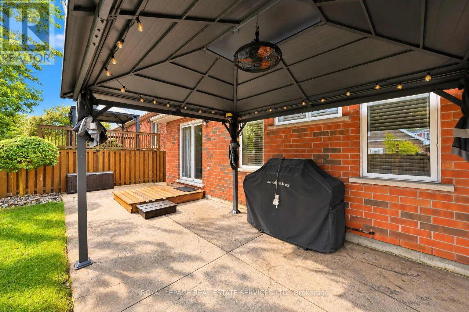 44 THOROLD AVENUE