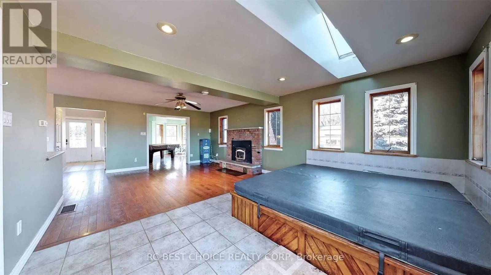 571 HICKORY BEACH ROAD