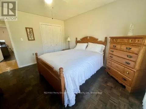 50 WOODS ROAD
