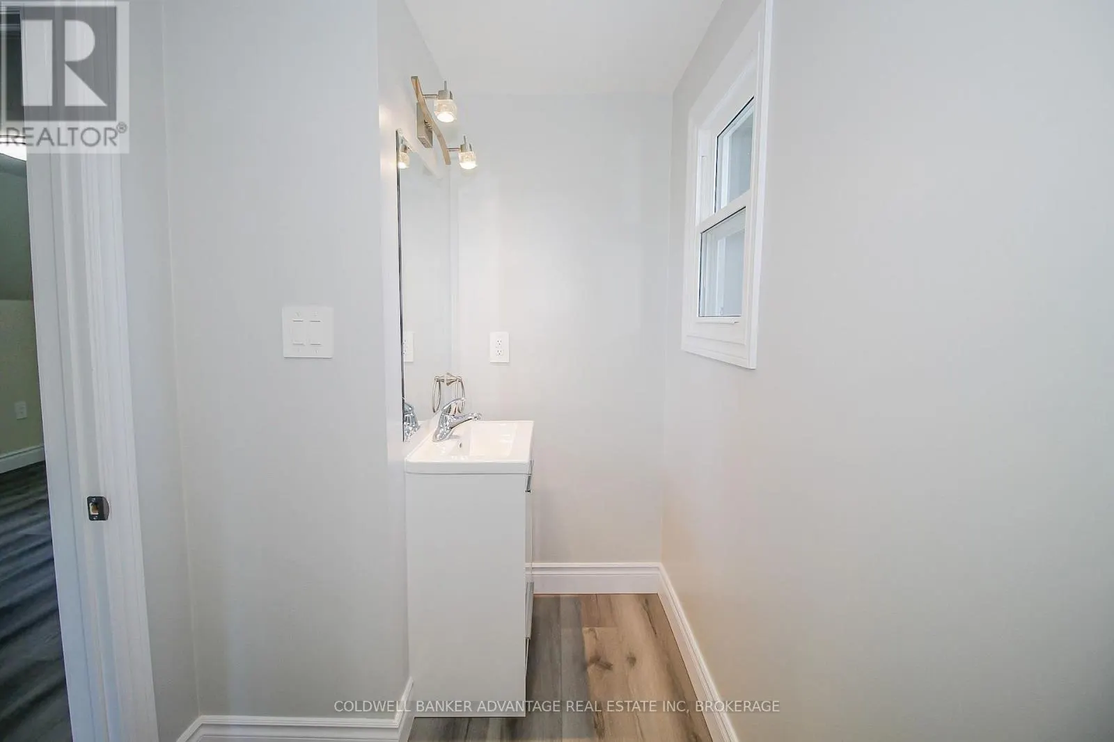 378 THOROLD ROAD