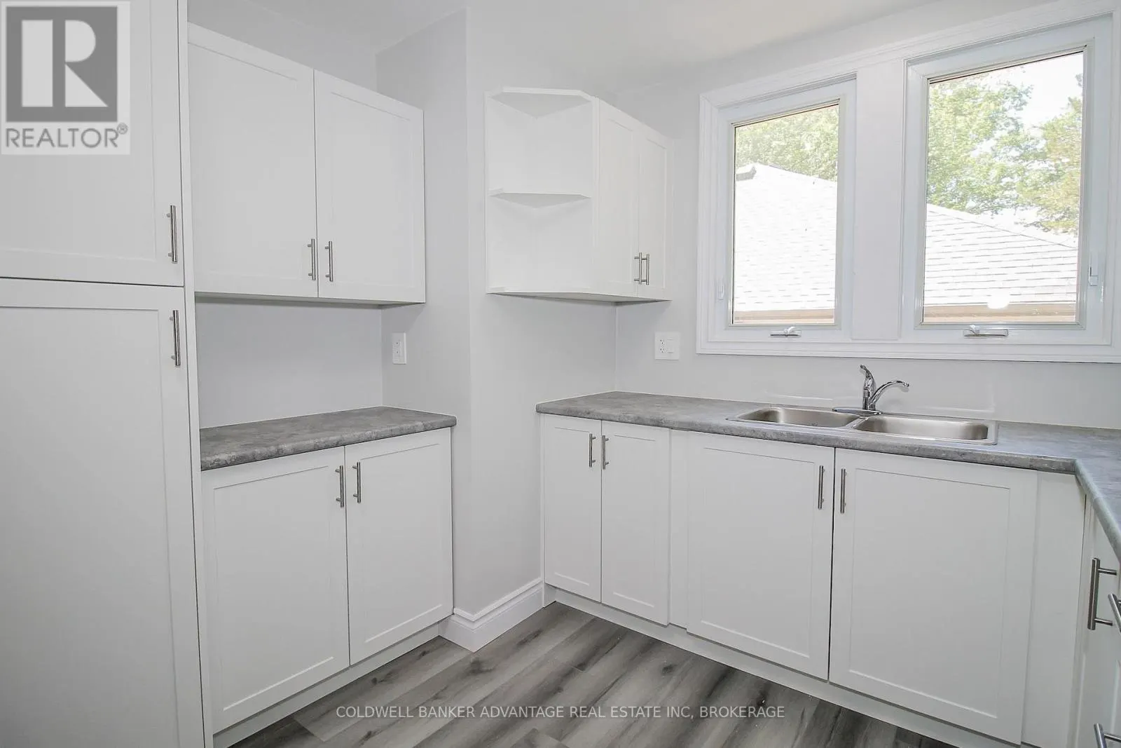 378 THOROLD ROAD