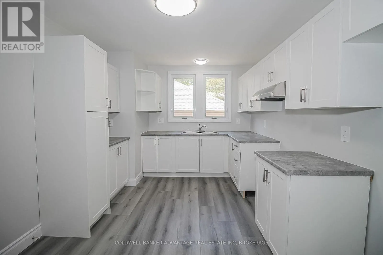 378 THOROLD ROAD