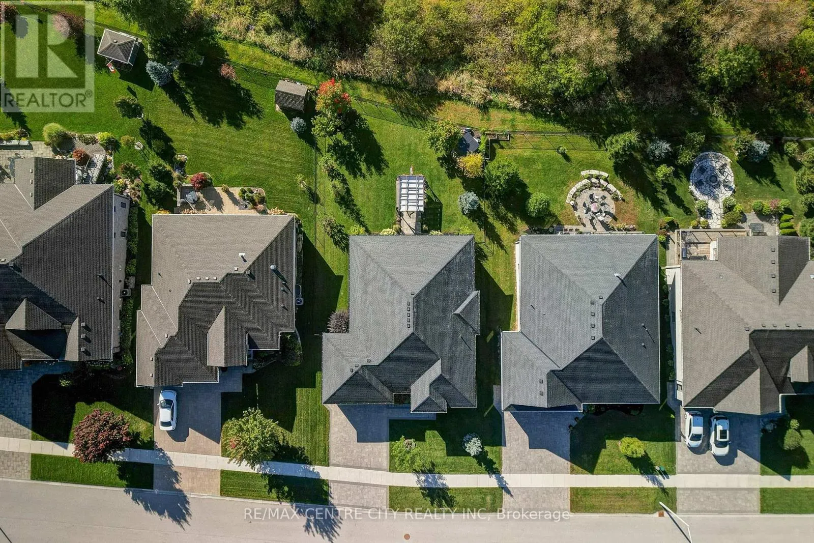 151 ROBIN RIDGE DRIVE