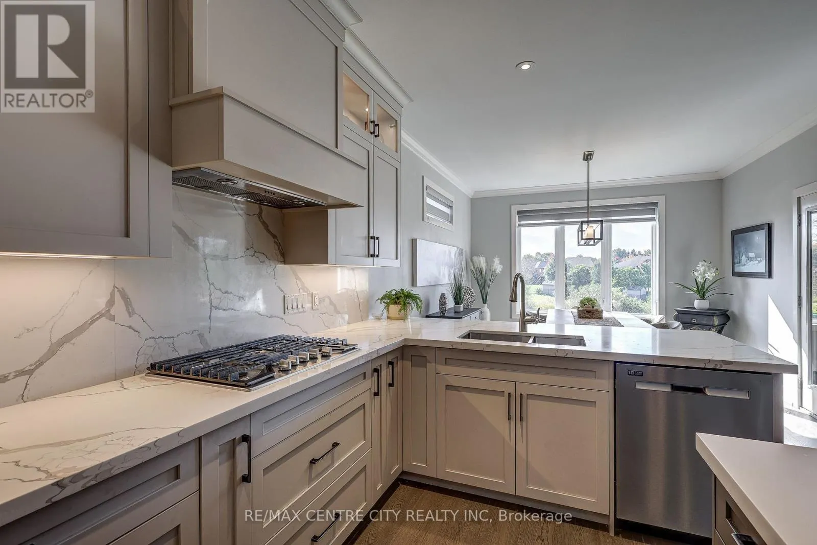 151 ROBIN RIDGE DRIVE