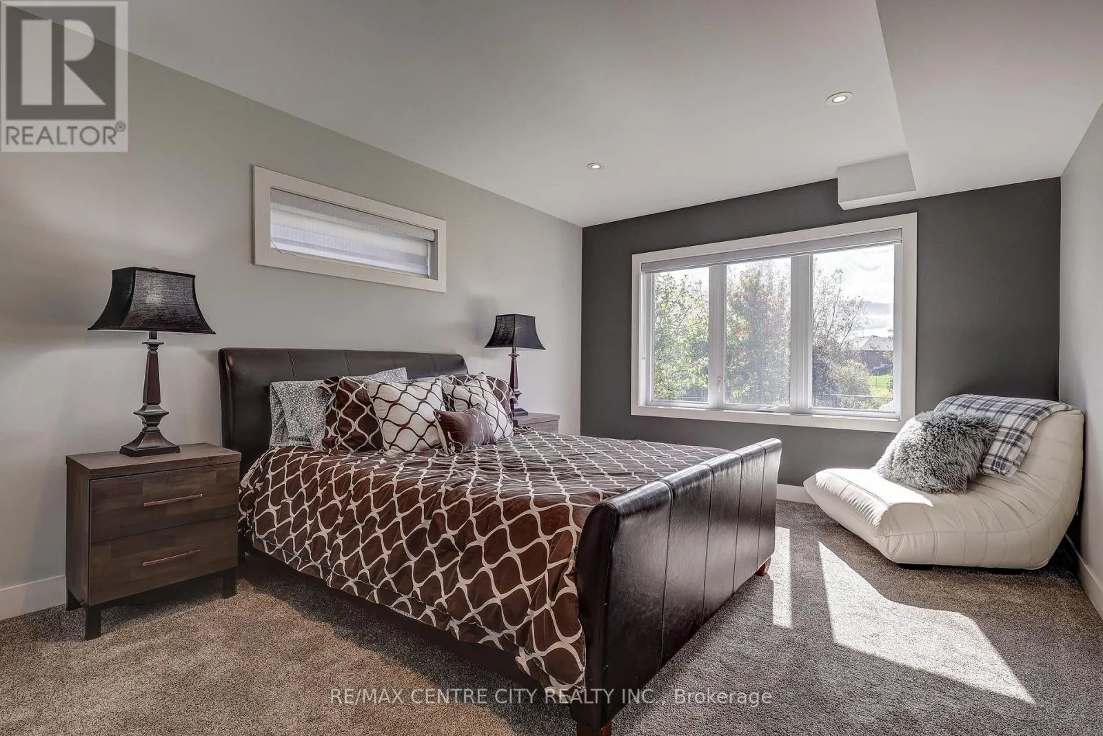 151 ROBIN RIDGE DRIVE