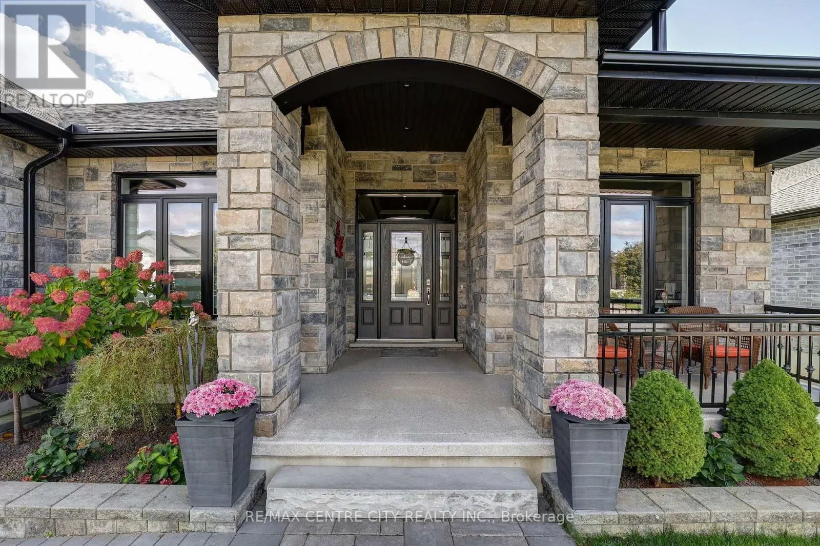 151 ROBIN RIDGE DRIVE