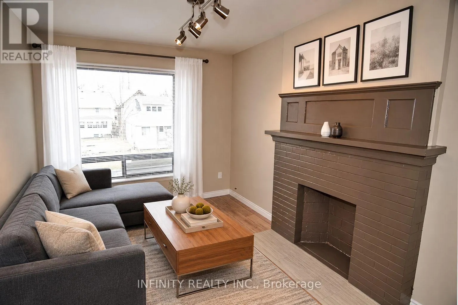 UNIT #2 - 423 WELLINGTON AVENUE #Unit #2