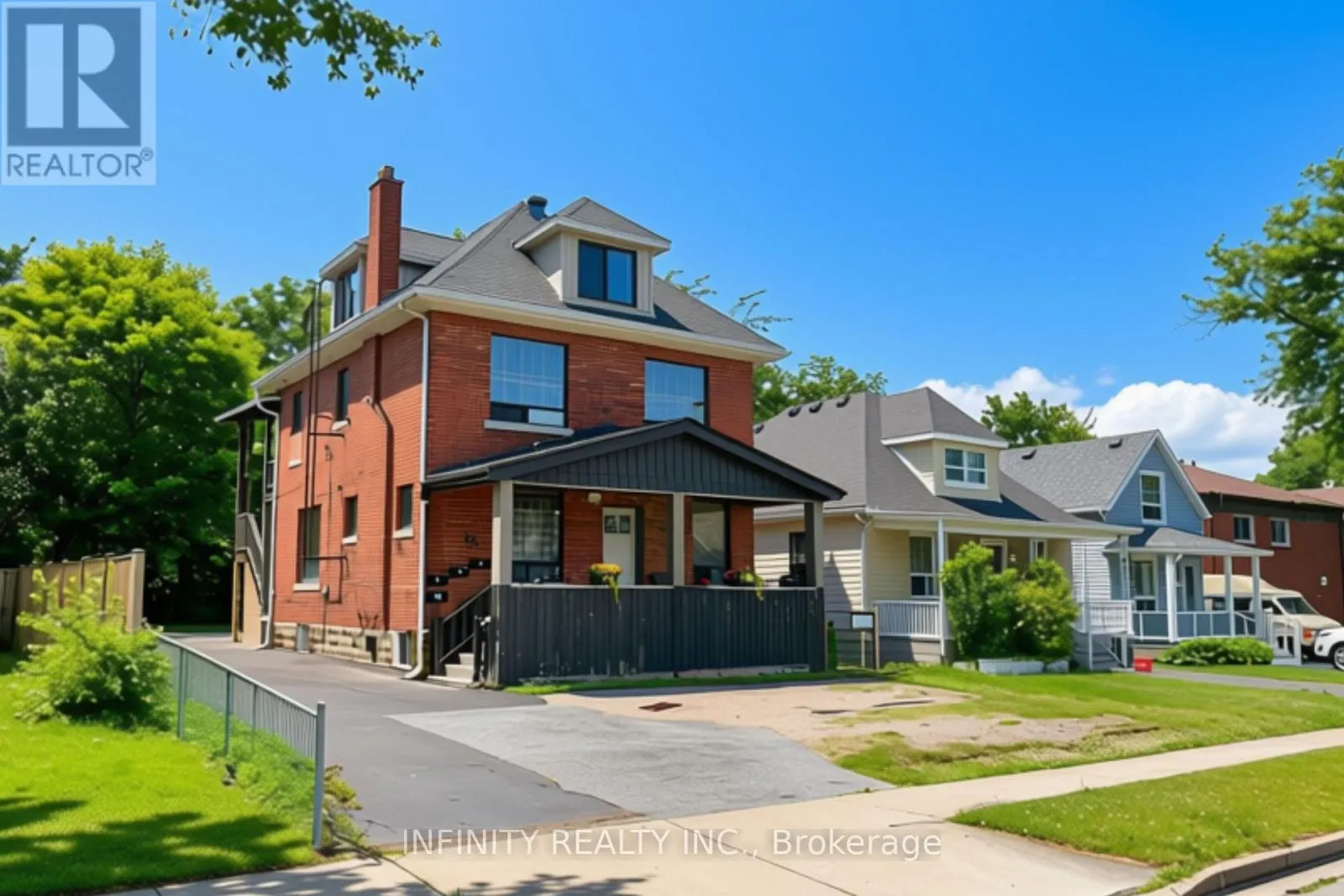 UNIT #2 - 423 WELLINGTON AVENUE #Unit #2