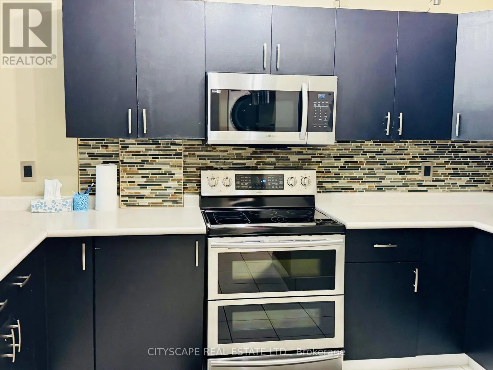 5F - 540 OUELLETTE AVENUE
