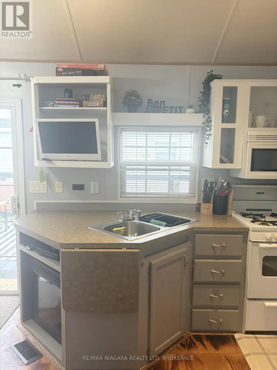 87 EVERGREEN VILLAGE ROAD