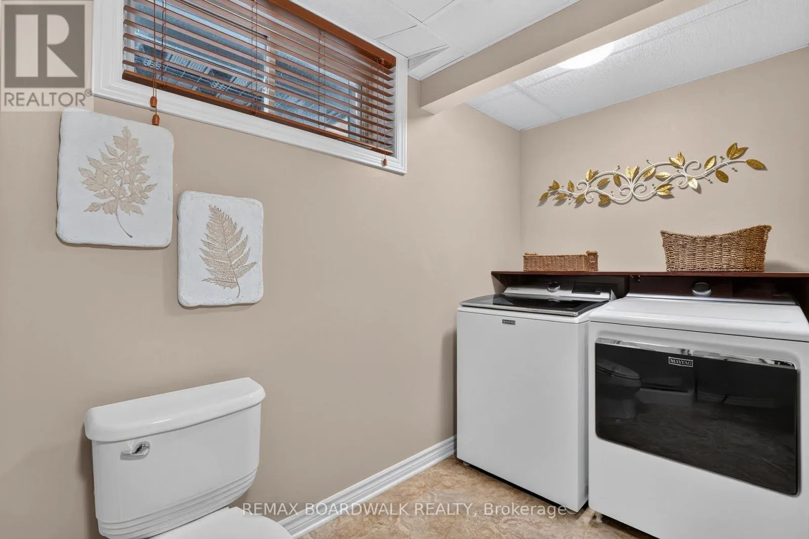 35 HONORE CRESCENT