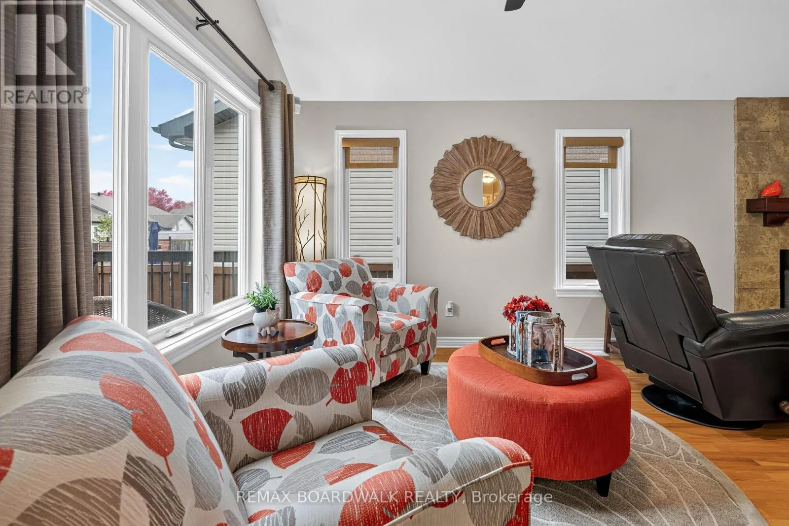 35 HONORE CRESCENT