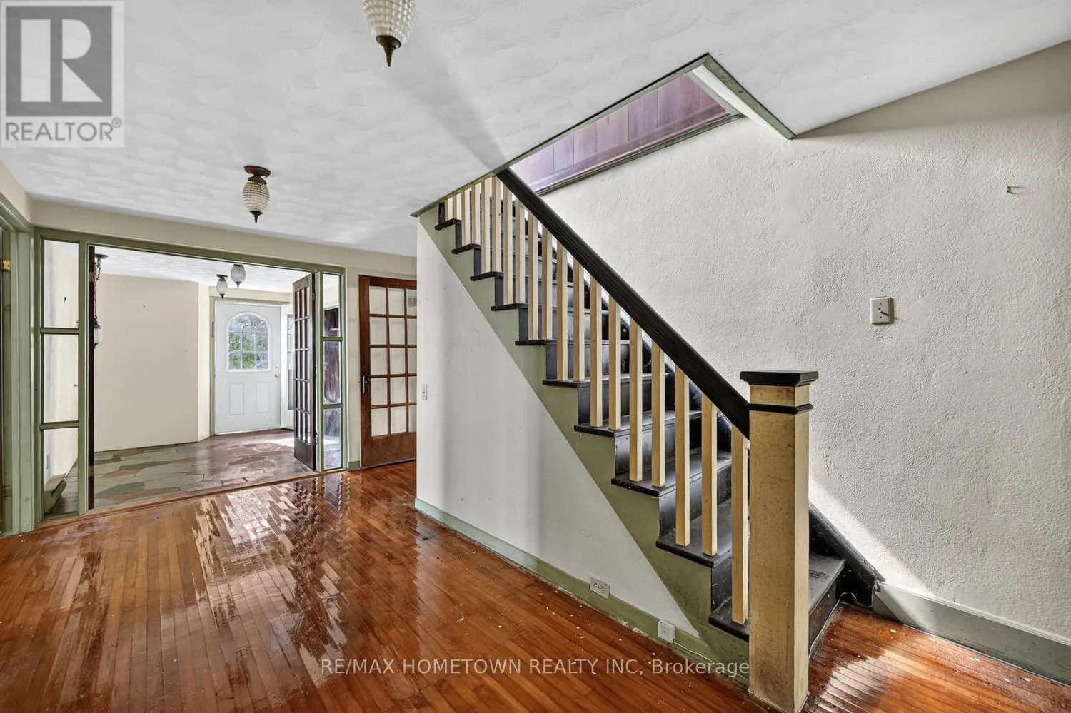 25 VANSTON ROAD