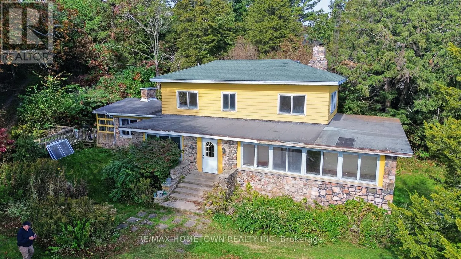 25 VANSTON ROAD