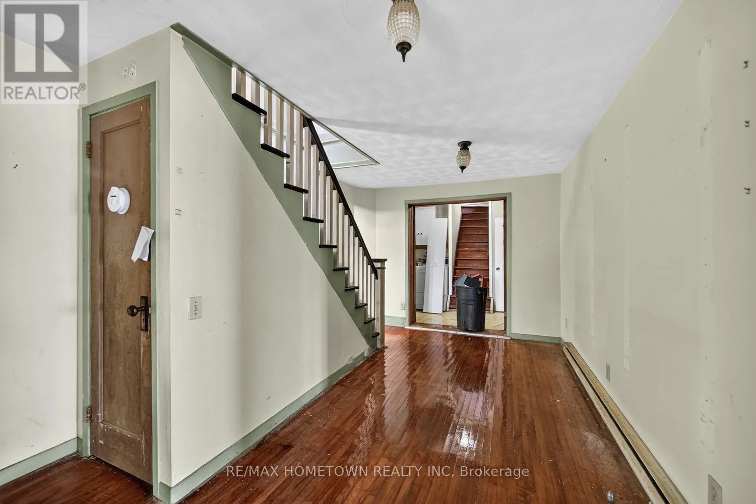 25 VANSTON ROAD