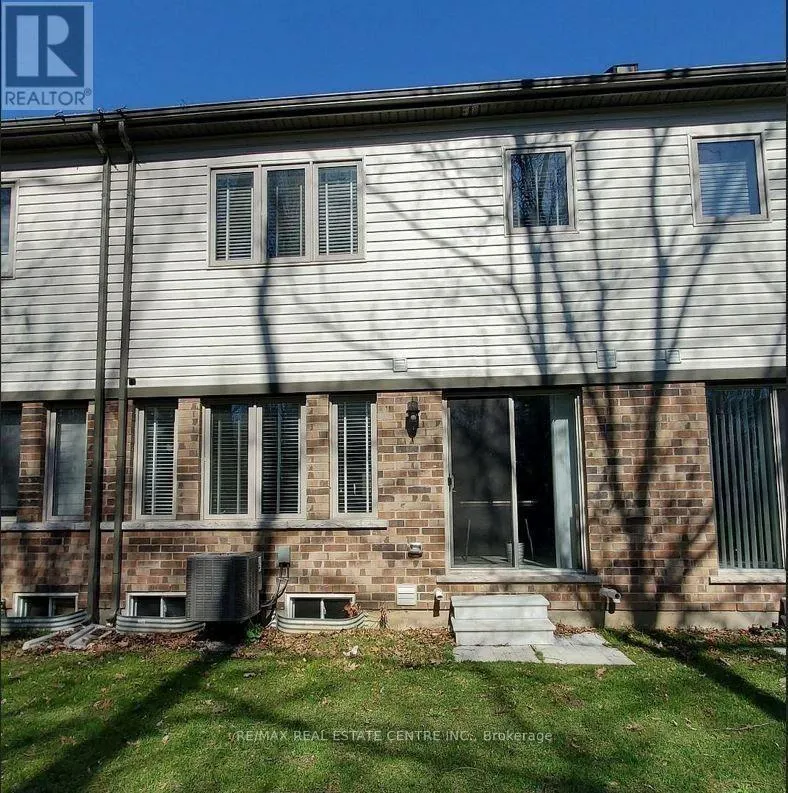 27 - 570 LINDEN DRIVE