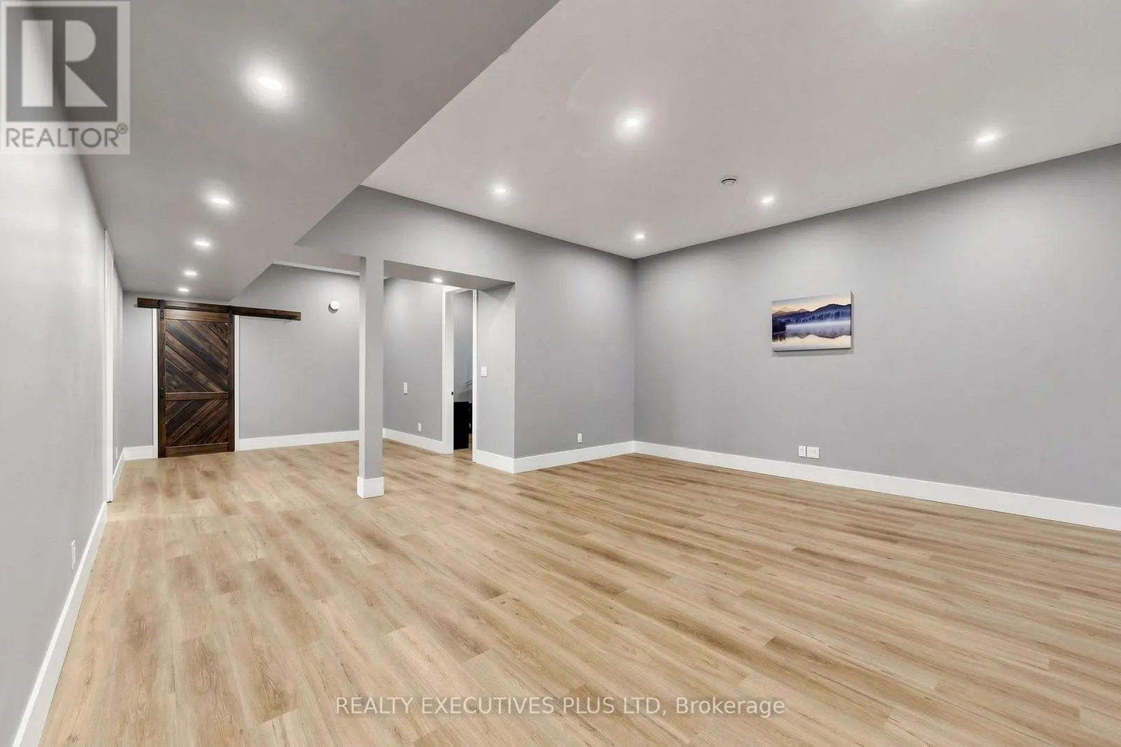 16 CAMBRAY ROAD