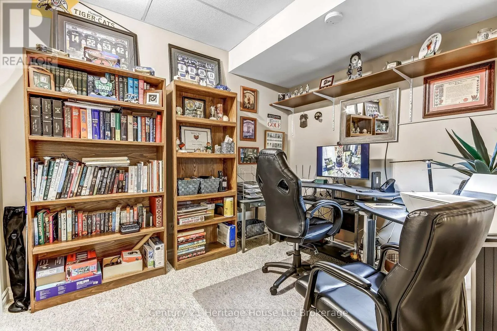 1 - 19 ANDERSON STREET #1