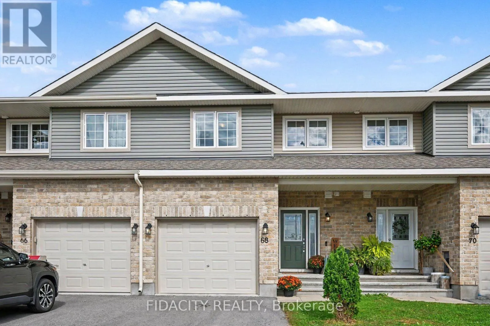 68 VIMY RIDGE CRESCENT