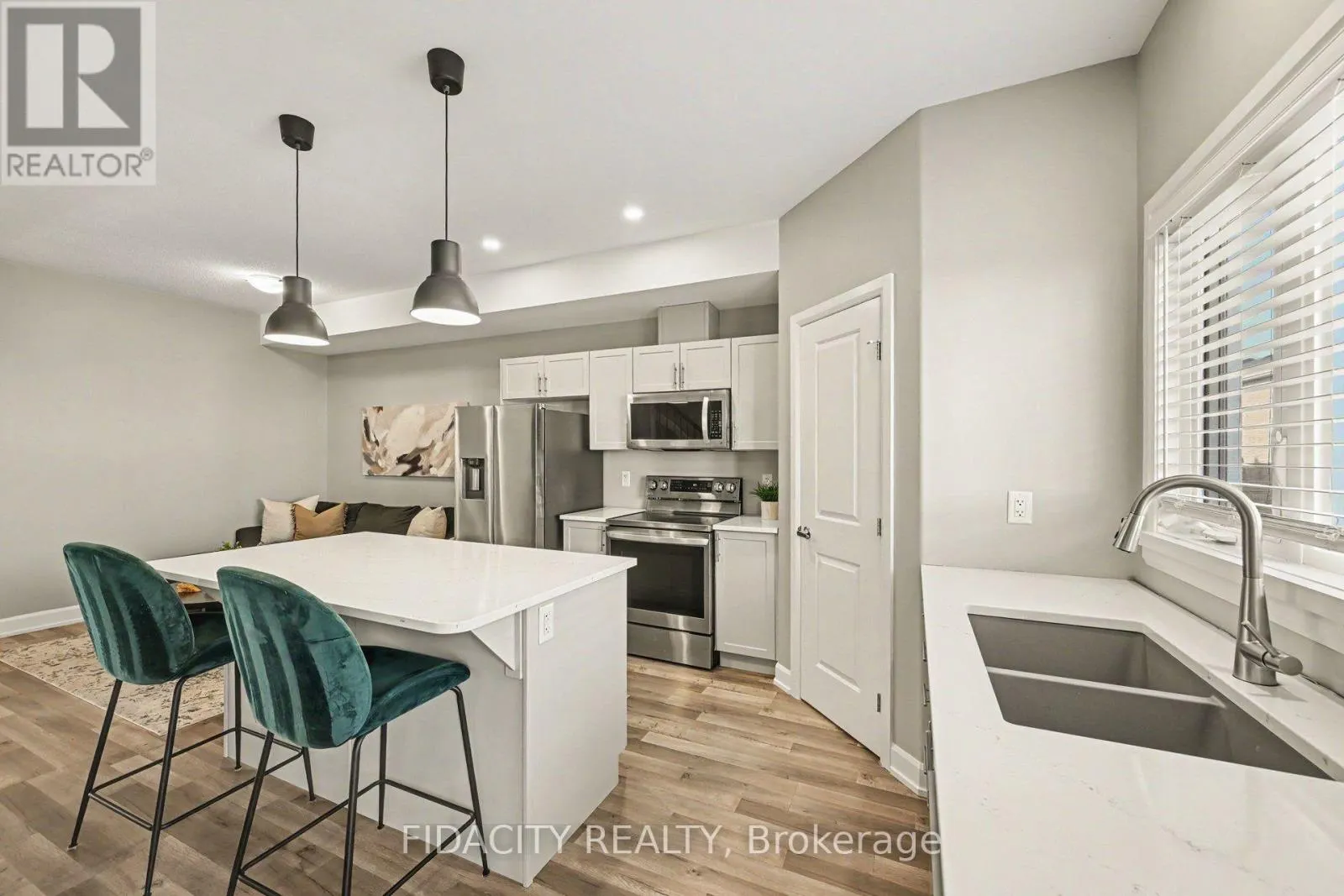 68 VIMY RIDGE CRESCENT