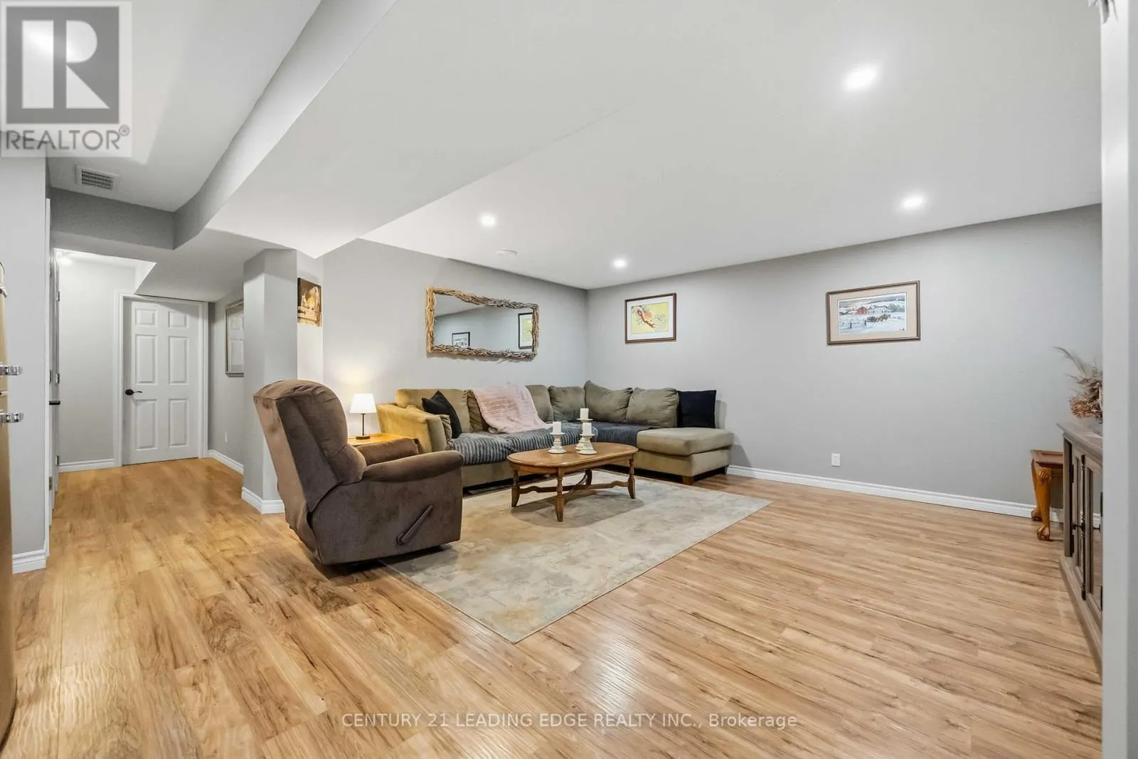 12 WARD DRIVE