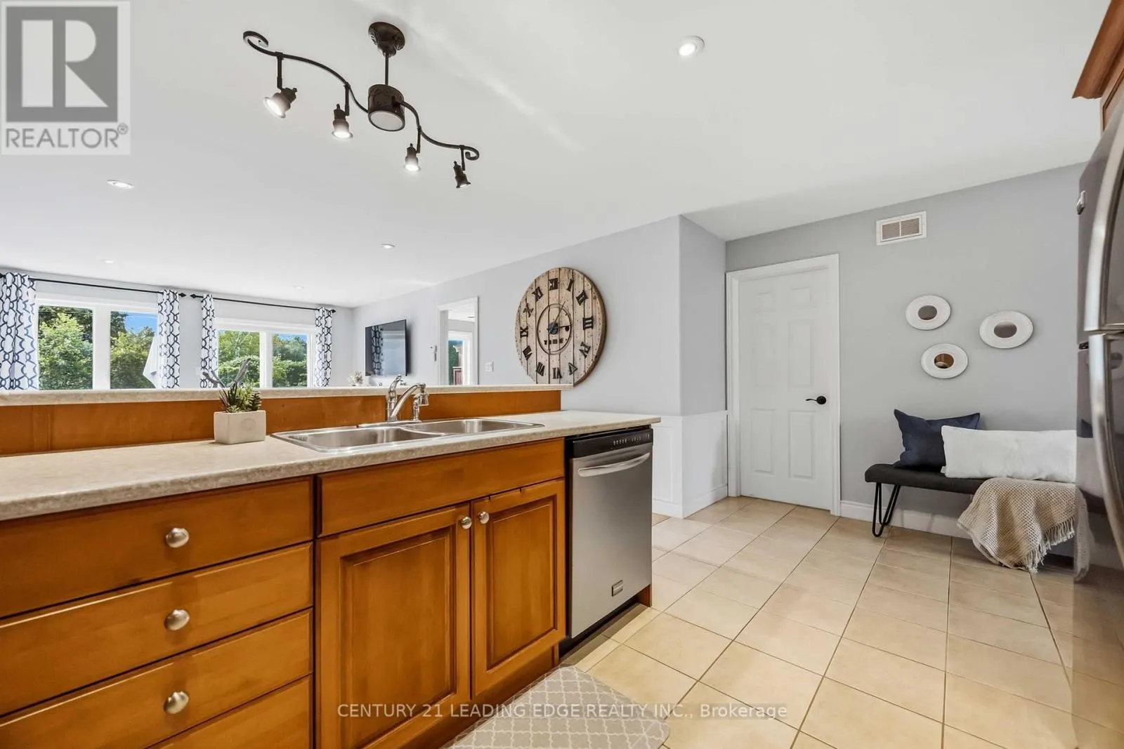 12 WARD DRIVE
