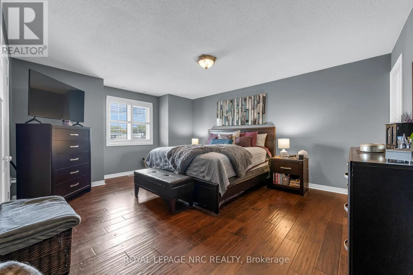 31 THOROLD ROAD E