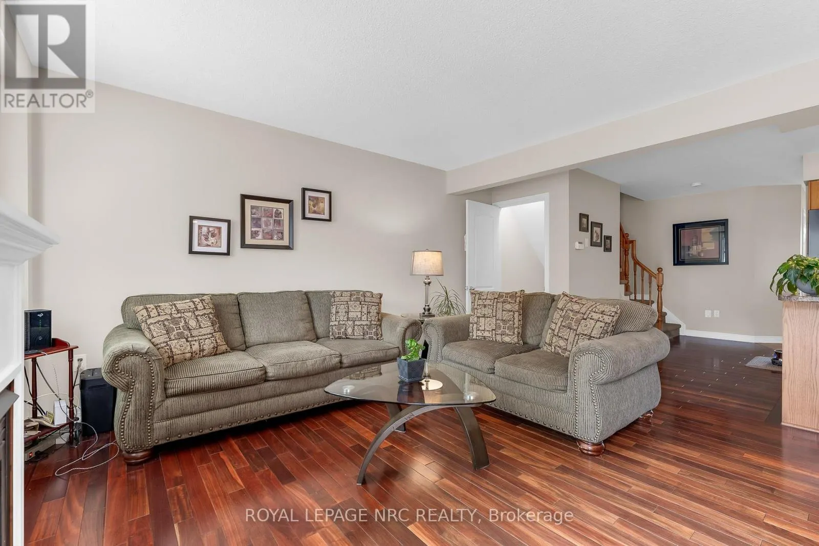 31 THOROLD ROAD E