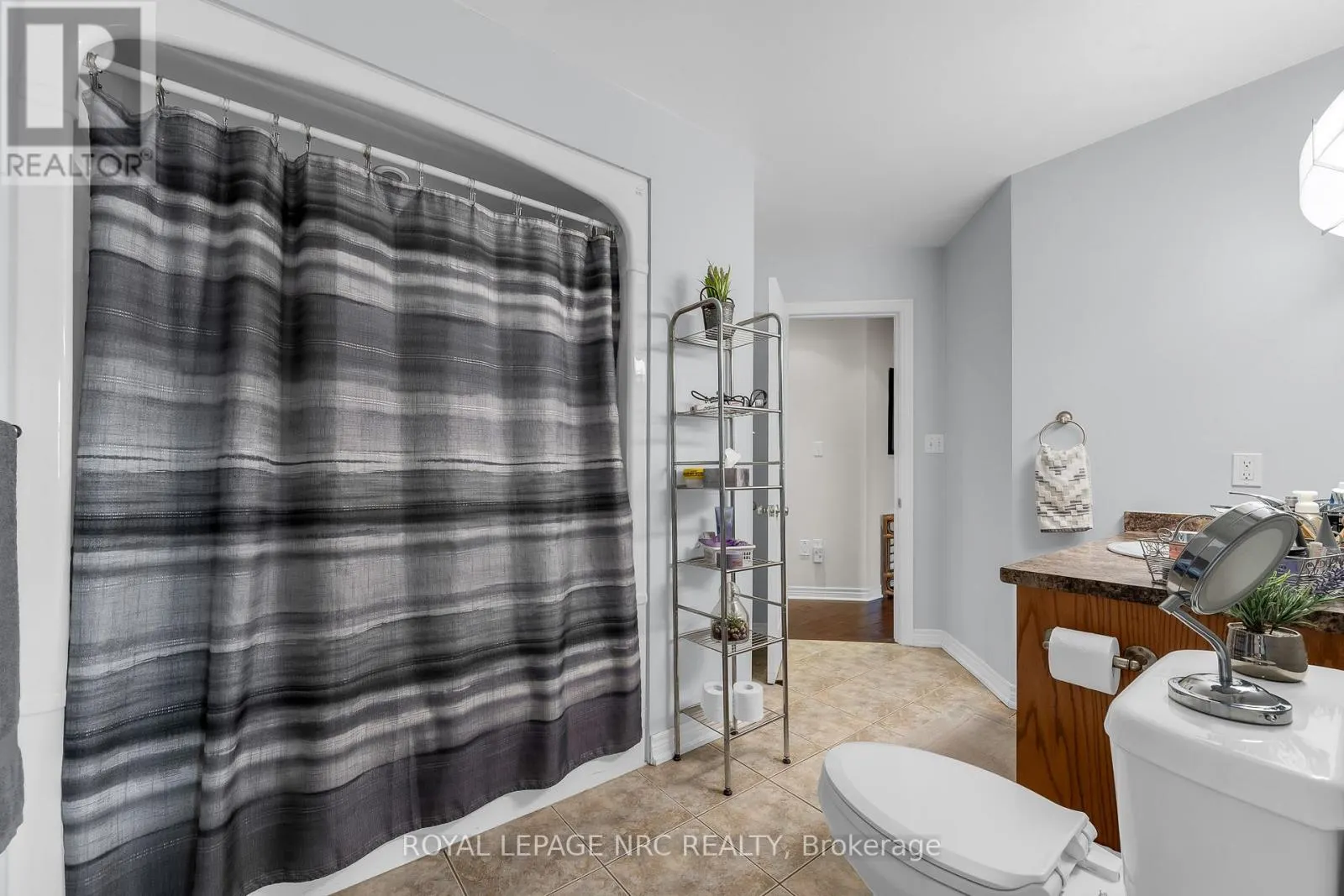 31 THOROLD ROAD E