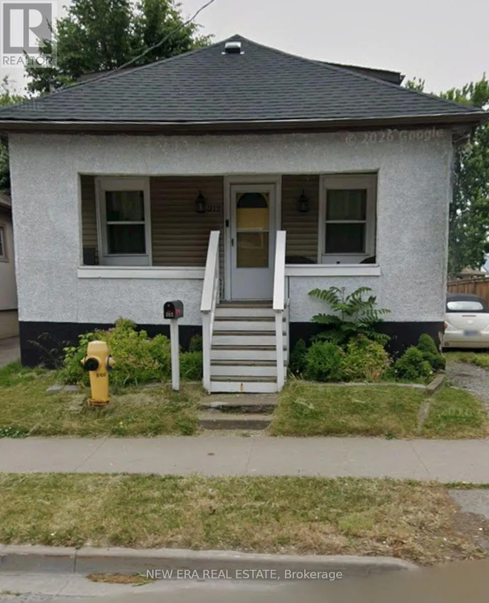 212 NIAGARA STREET