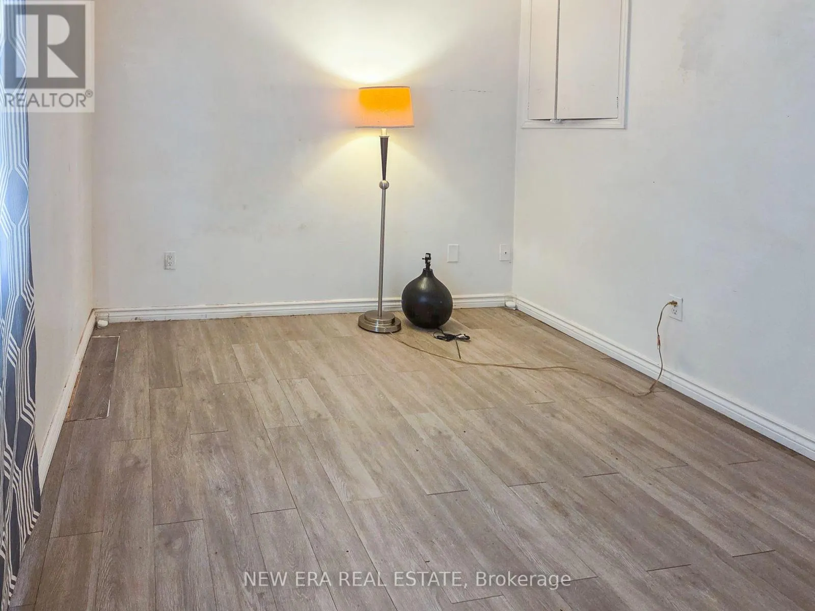 212 NIAGARA STREET