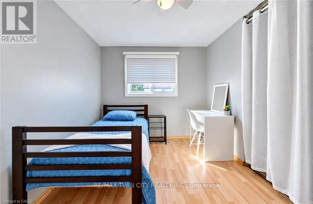 136 SEKURA CRESCENT