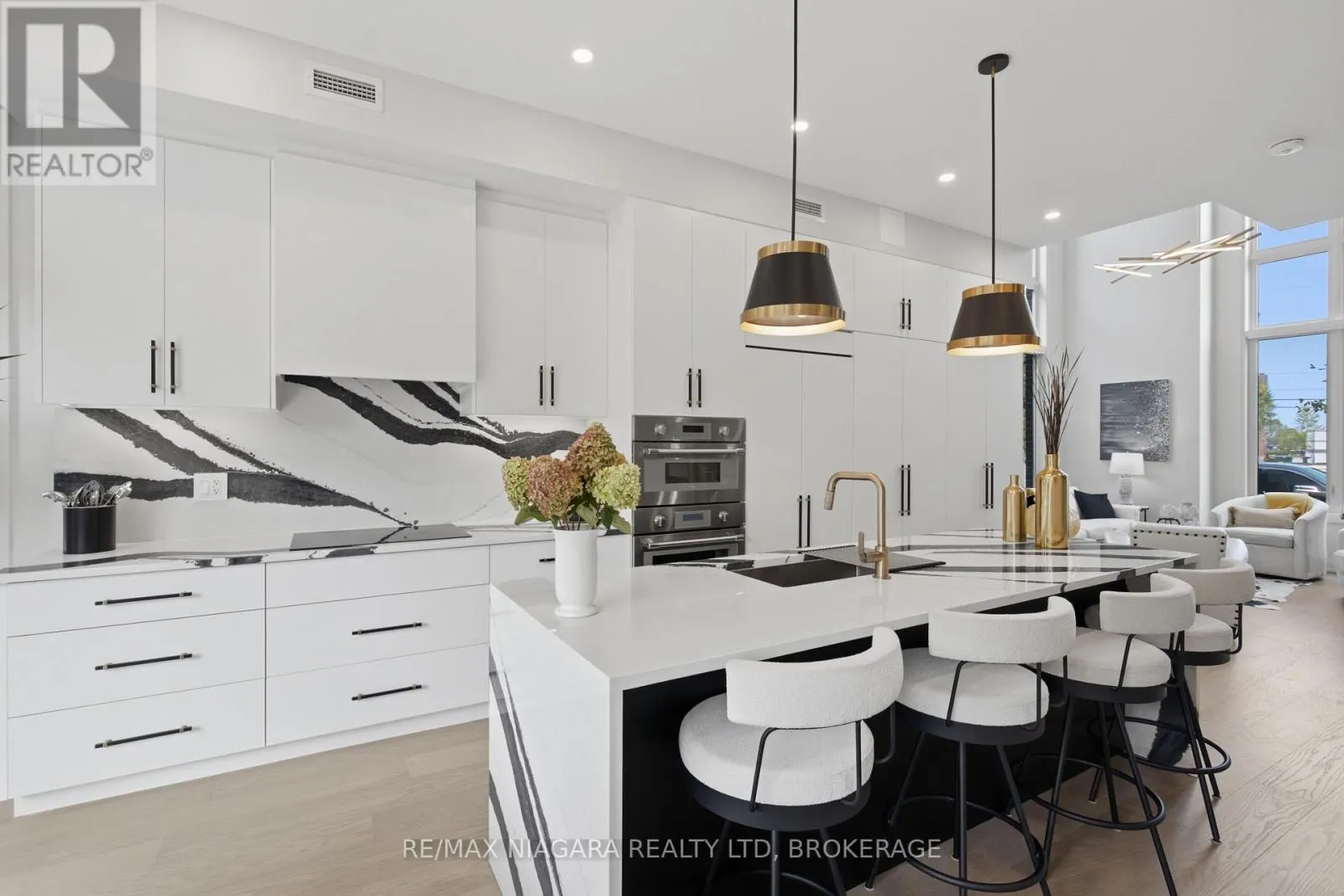 1 - 1397 YORK ROAD #1