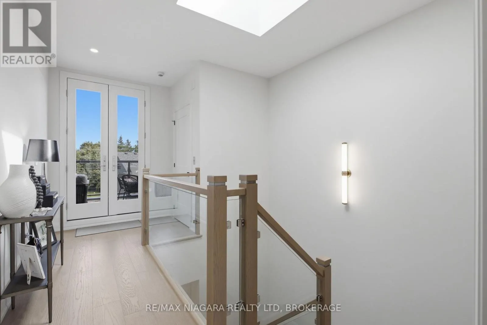 1 - 1397 YORK ROAD #1