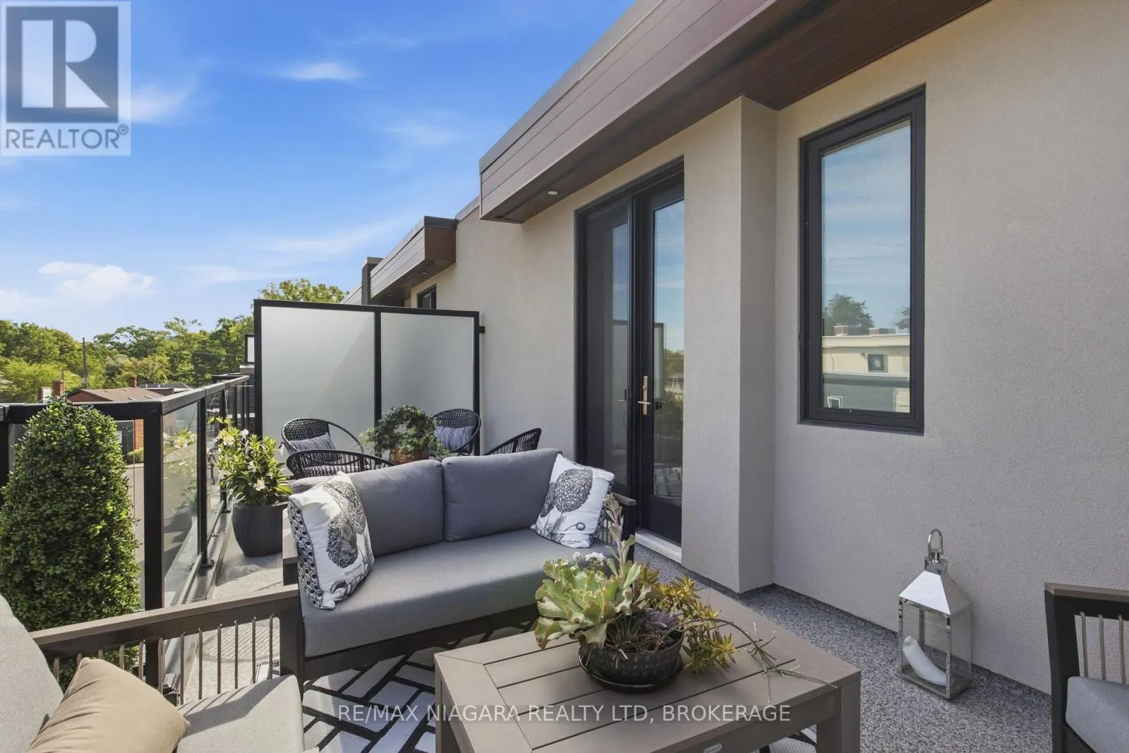 1 - 1397 YORK ROAD #1
