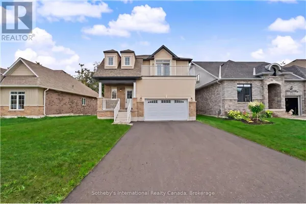 9 HILLCROFT WAY