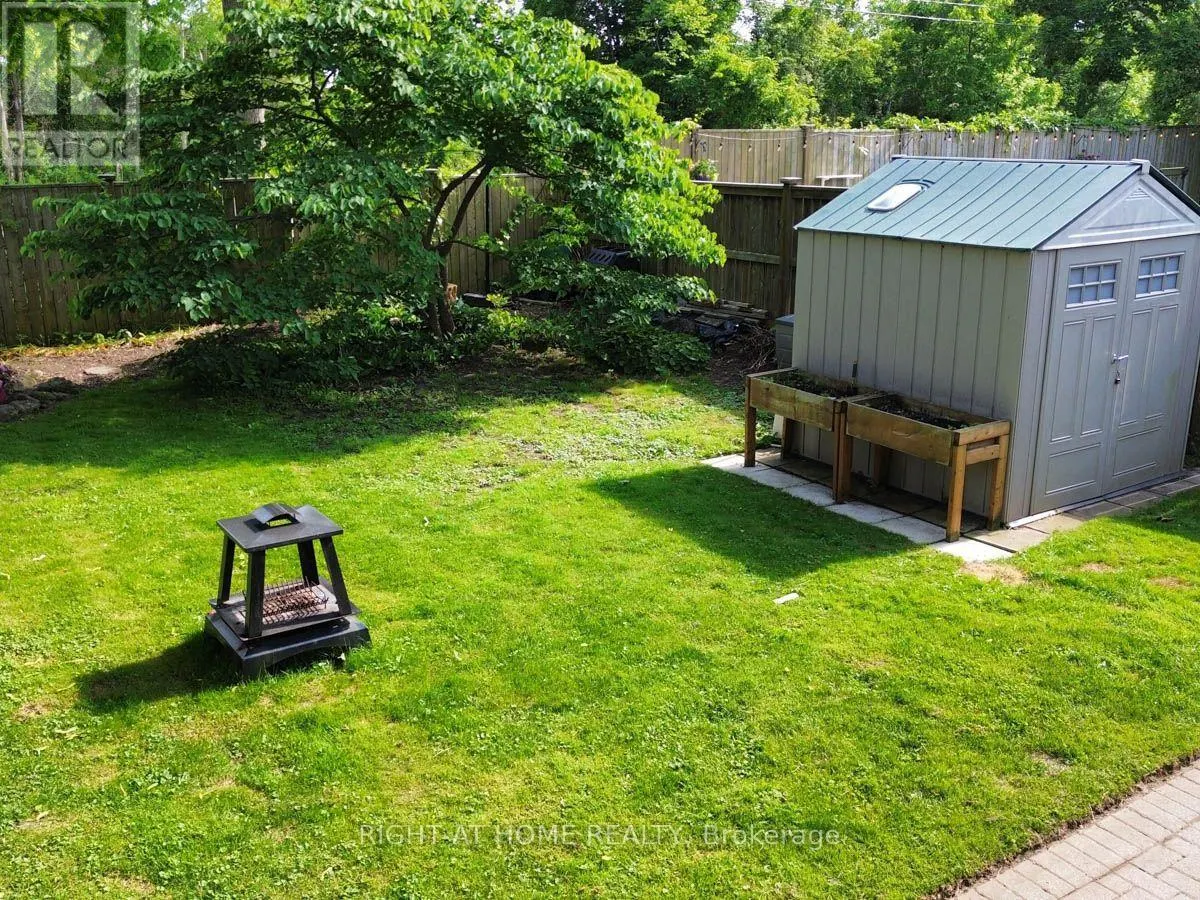 2623 KAYMAR CRESCENT