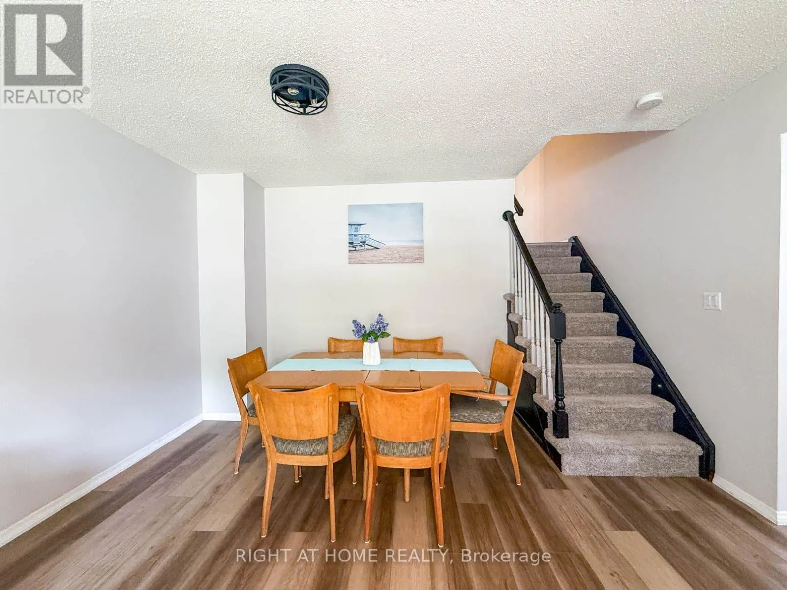2623 KAYMAR CRESCENT