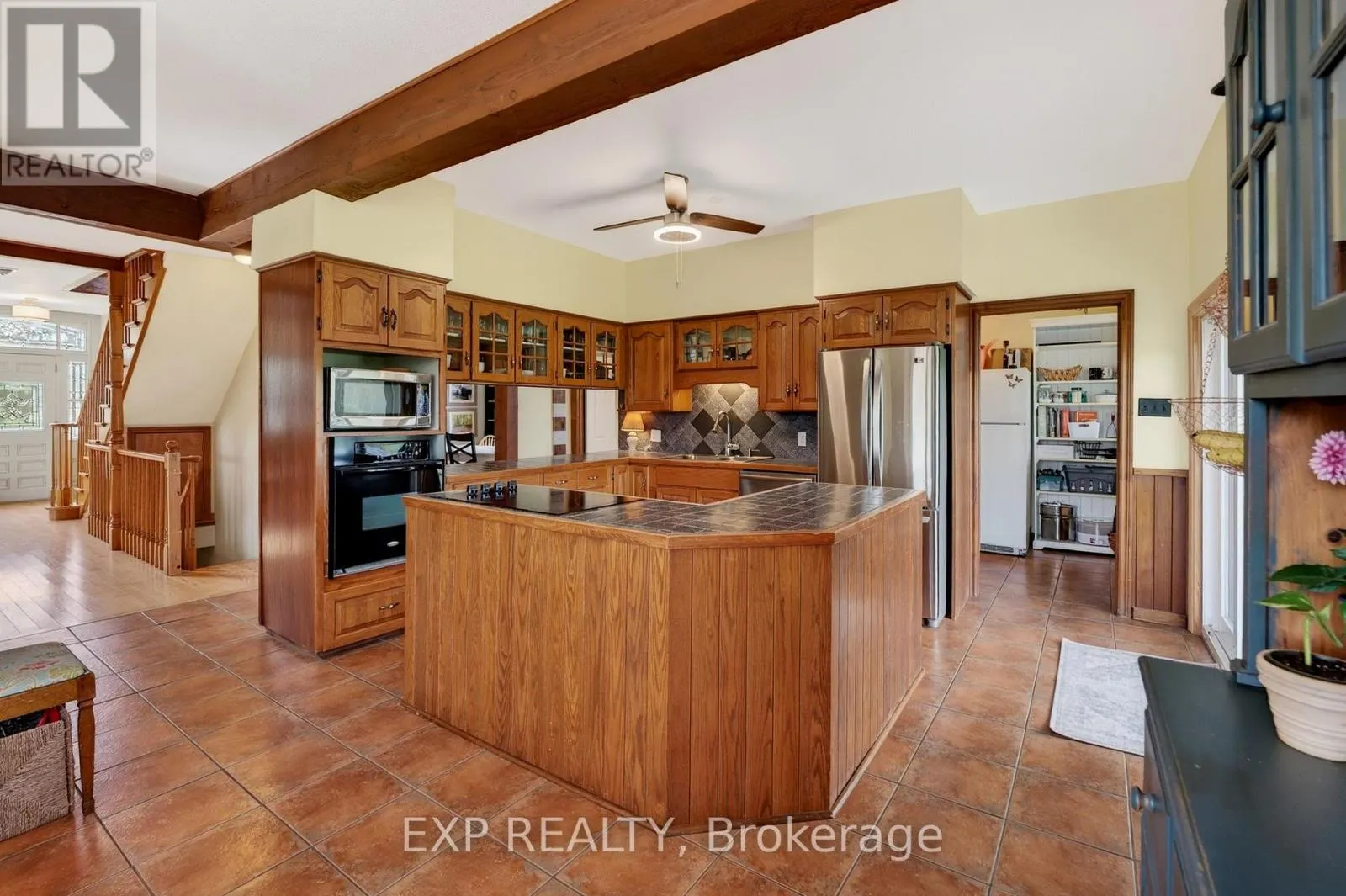 2266 PETTIT ROAD