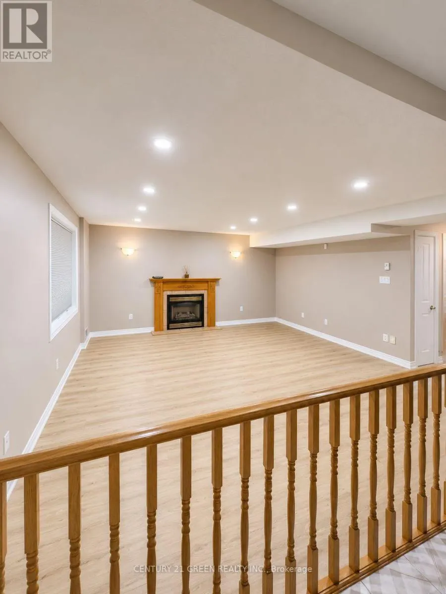 LOWER - 17 JEAN ANDERSON CRESCENT