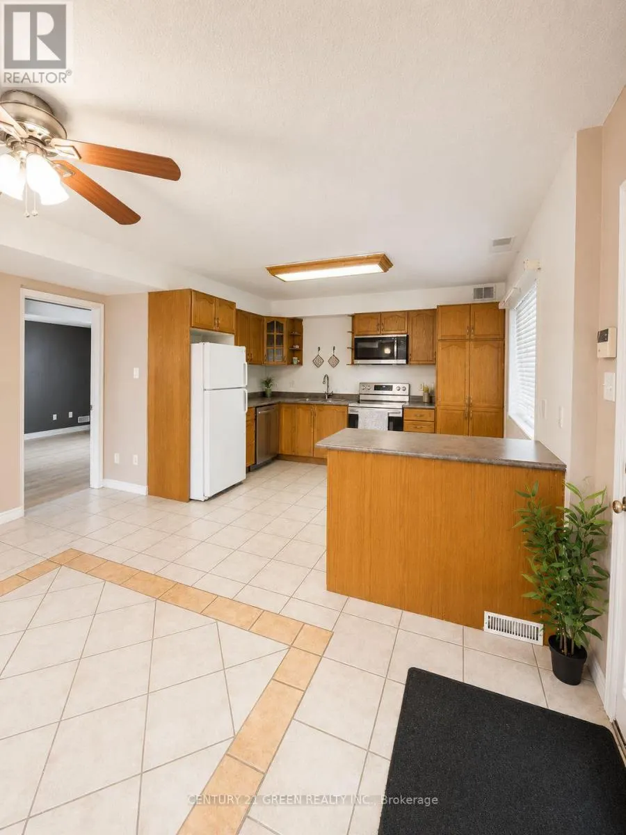 LOWER - 17 JEAN ANDERSON CRESCENT